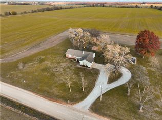 17163 S 1900th Rd, Nevada, MO 64772