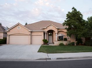 8646 N Backer Ave, Fresno, CA 93720