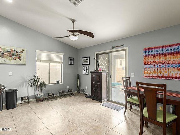 5th image of 1287 W Castle Dr