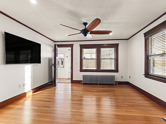 5th image of 24 Bates Rd