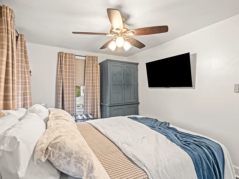 315 Neptune Blvd #1 — Photo 12