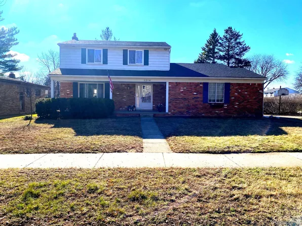 1214 Stonetree Dr, Troy, MI 48083