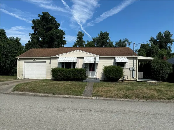 92 Clarendon Ave, Uniontown, PA 15401