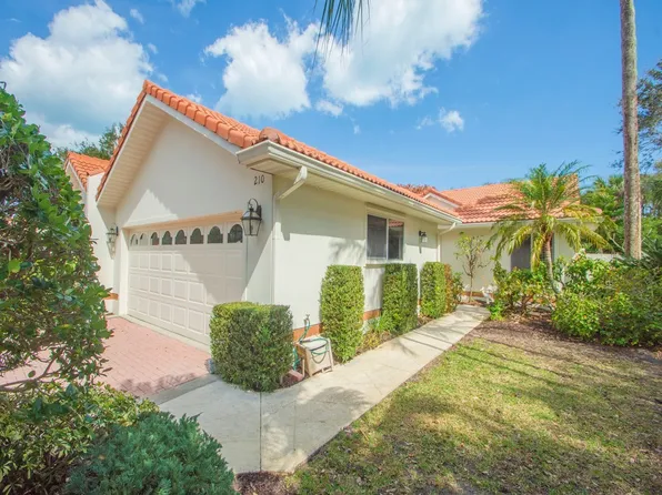 210 N Carmel Ct, Indian River Shores, FL 32963