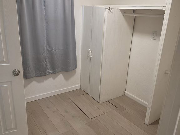 3rd image of 4844 Adams Ave Unit 2