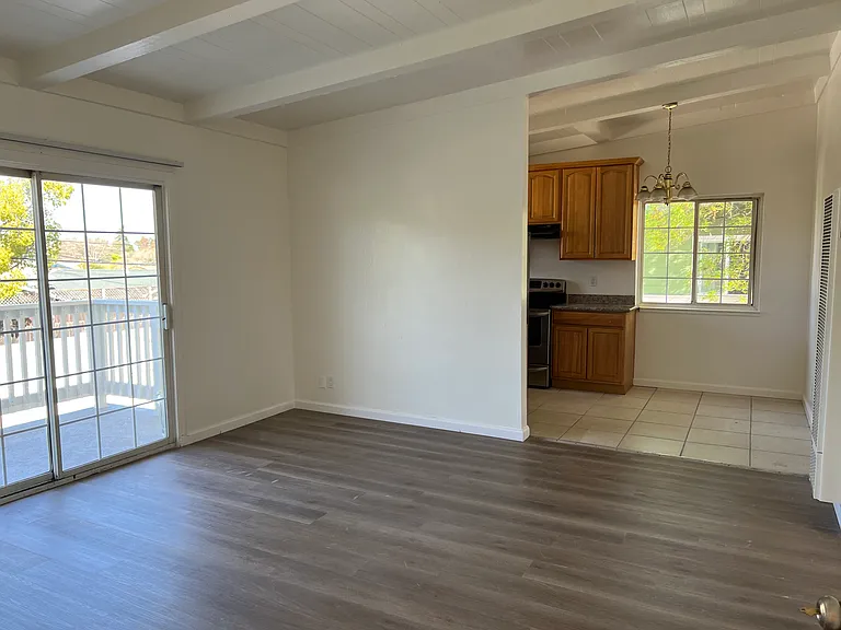 781 Sharmon Palms Ln #D — Photo 4