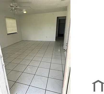 3 bed, 1100 sqft, $2,600 — Photo 3
