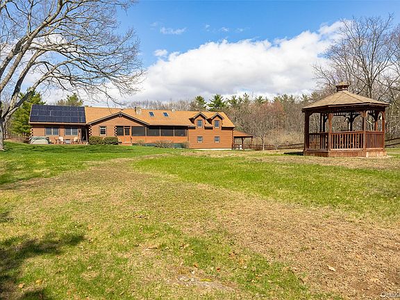 5th image of 119 Becker Hill Road