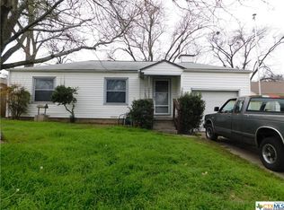 902 N 8th St, Temple, TX 76501