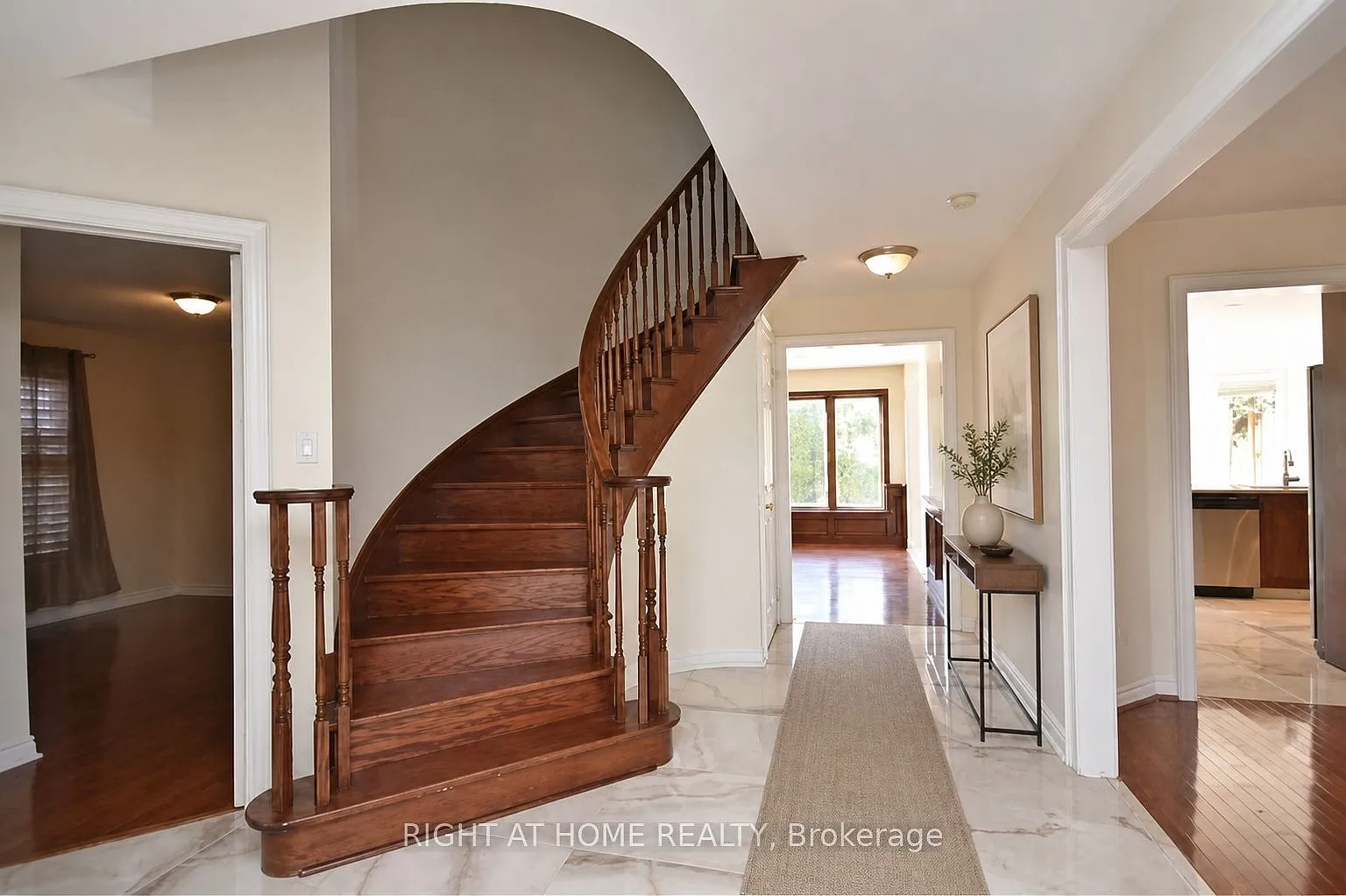 6 bed, $6,200 — Photo 3