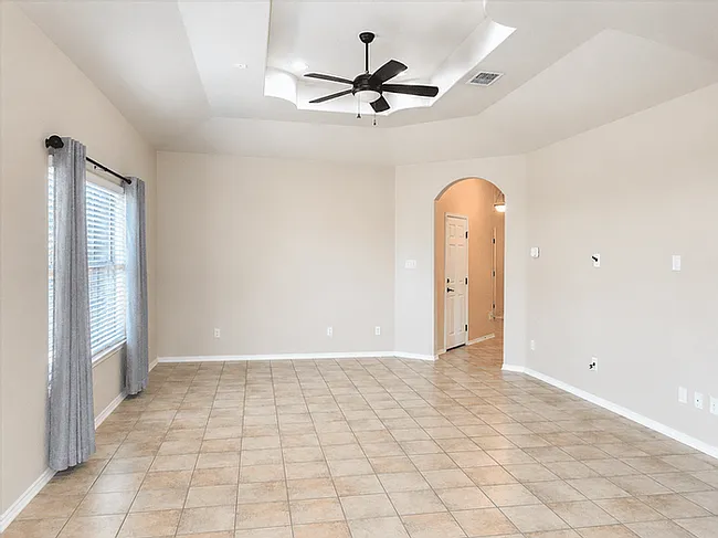 8123 Grissom Post — Photo 6