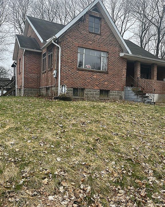 1st image of 6 Walnut St