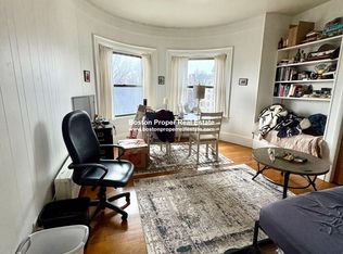 384 Commonwealth Ave APT 11, Boston, MA 02215