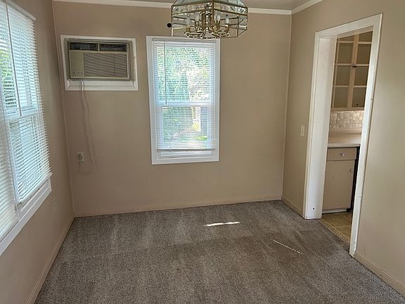 5th image of 75 Sibert St