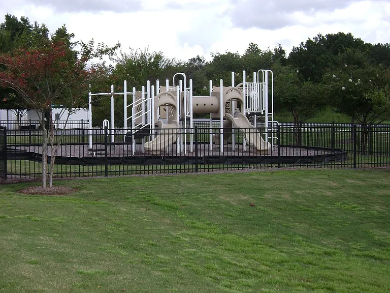 Goshen Crossing — Photo 1