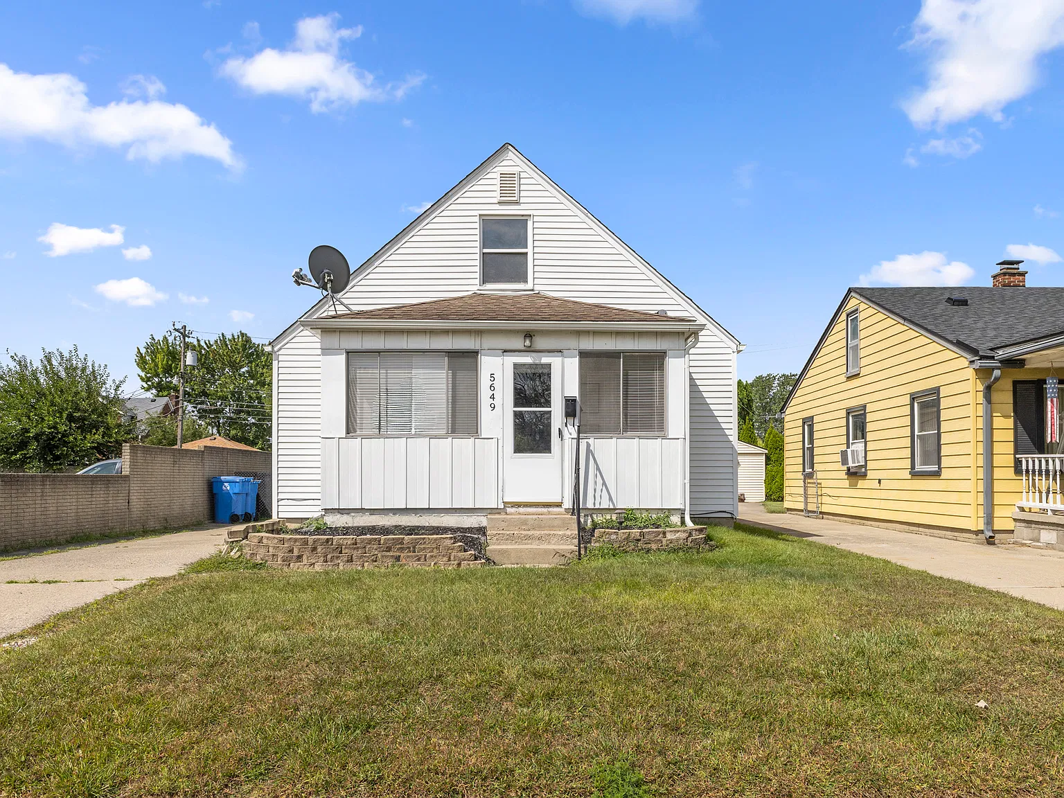 2 bed, 1200 sqft, $2,000 — Photo 3