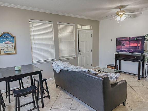 4th image of 320 Scenic Gulf Dr