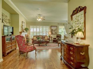 121 Lariat Dr, Georgetown, TX 78633