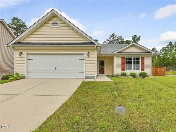 1172 Dexter Ridge Dr, Holly Springs, NC 27540