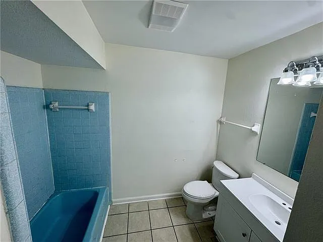 2604 Longwood Dr — Photo 4