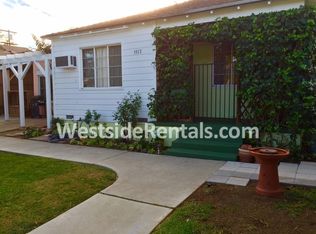 5917 Yarmouth Ave, Encino, CA 91316