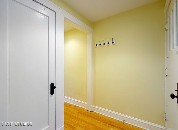 2nd image of 5112 N Wolcott Ave #1S