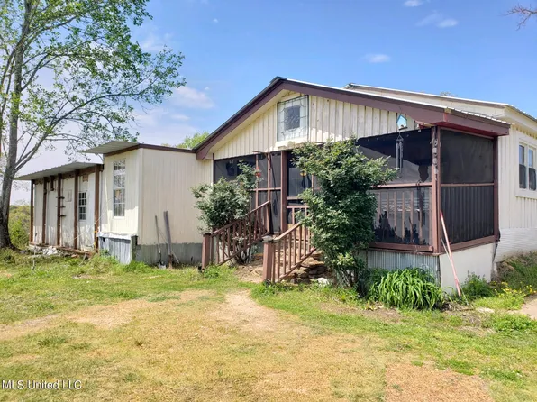 938 Frank Smith Rd, Batesville, MS 38606