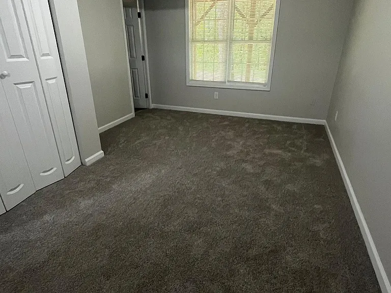 824 Eastmont Rd — Photo 11