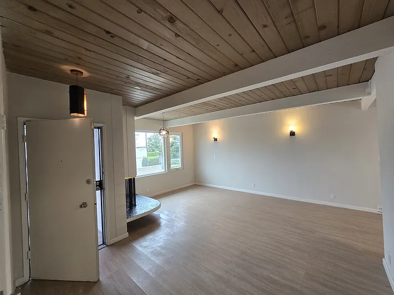 2688 Lake Ave #2690 — Photo 7