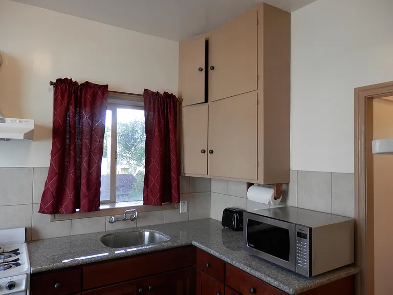 151 Santa Fe Ave #151 — Photo 4
