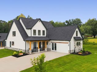 102 Joyful Ct, Woodruff, SC 29388