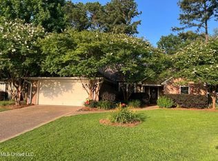 210 Laurel Oak Cv, Brandon, MS 39047