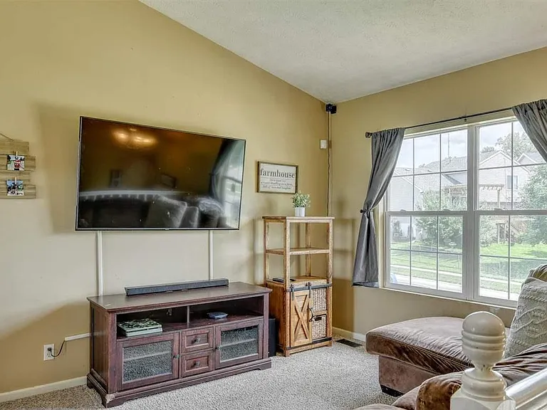 7862 Vernon Ave — Photo 12