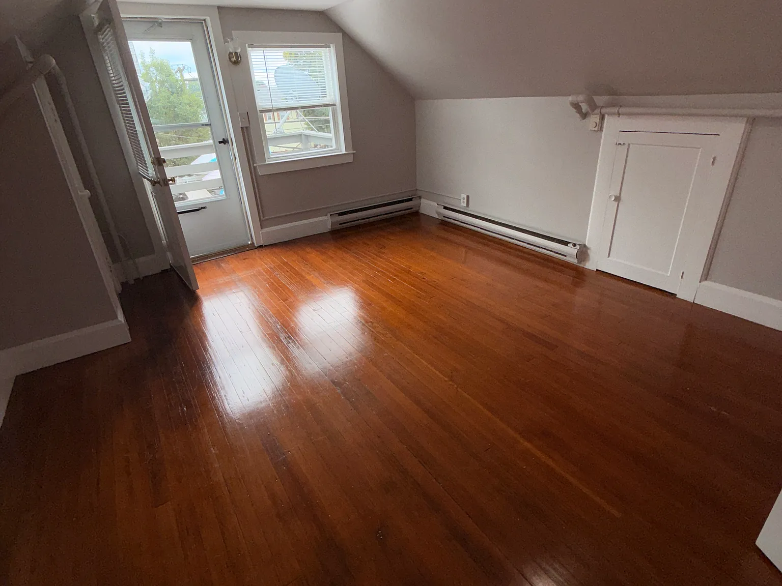 1 bed, 875 sqft, $2,200 — Photo 4