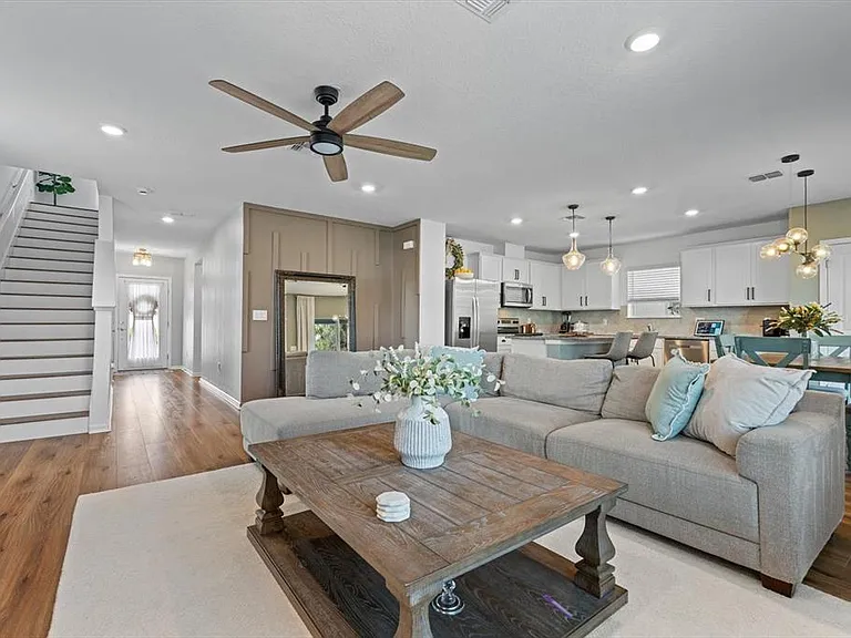 11875 Armada Way — Photo 3