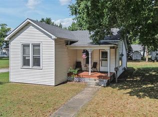 1005 Brookley St, Greenfield, IL 62044
