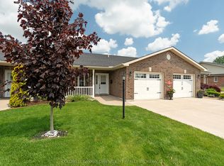 40 Devon Dr, South Huron, ON N0M1S3