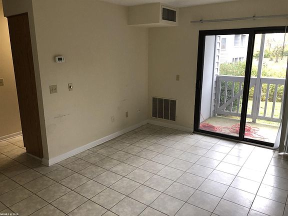 4th image of 503 Sunridge Dr #L
