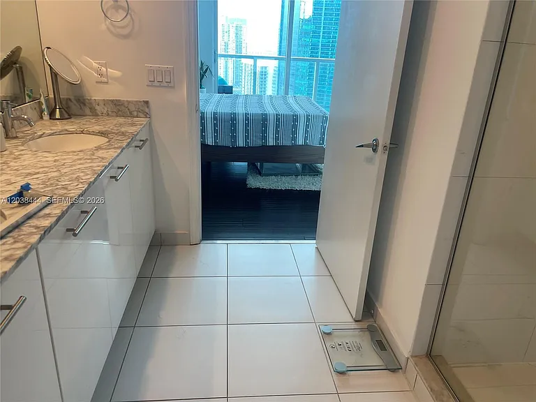 55 SE 6th St #Penthouse 4307 — Photo 20