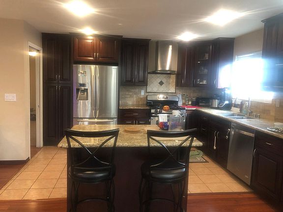 4th image of 2650 Olivestone Way