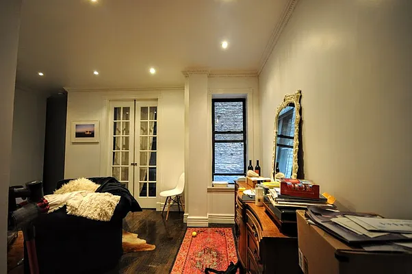 Rented by REAL New York | media 14