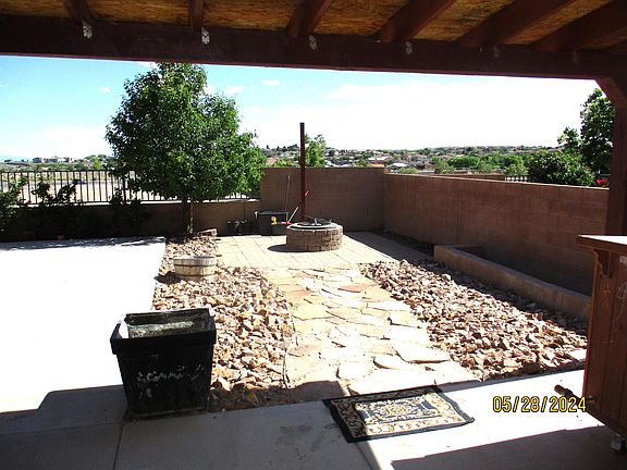 5th image of 2432 Violeta Cir SE