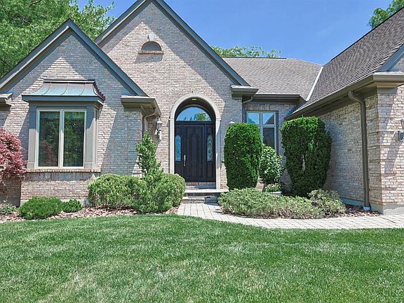 3rd image of 35 Frick Ct