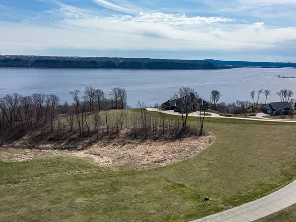 LOT 2 Heritage Rdg Lot 2, Dubuque, IA 52001