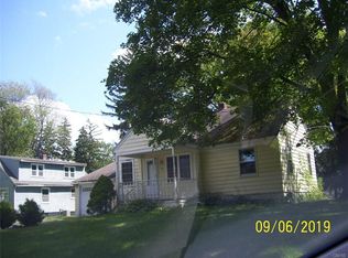 114 Hamilton Rd, North syracuse, NY 13212