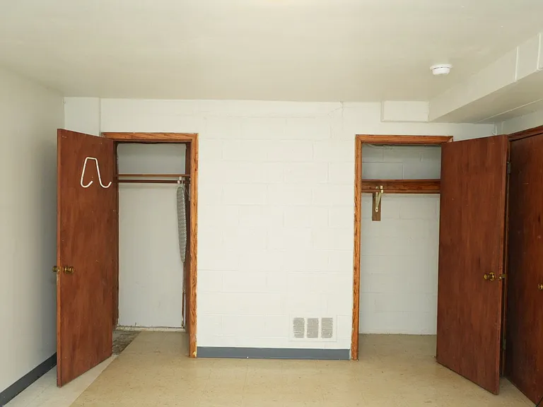 1883 University Cir — Photo 6