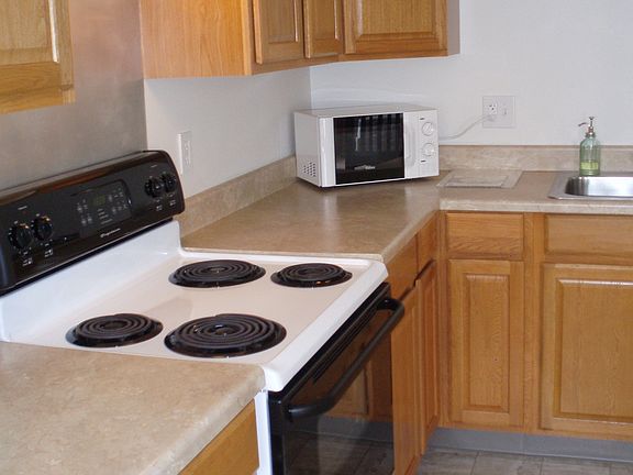 4th image of 129 Simpson St
