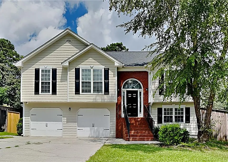 21 Leighs Grove Way