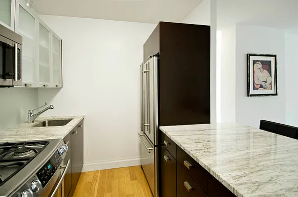 Rented by Town Residential | media 28