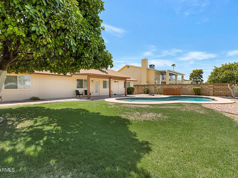 18408 N 46th Dr — Photo 35